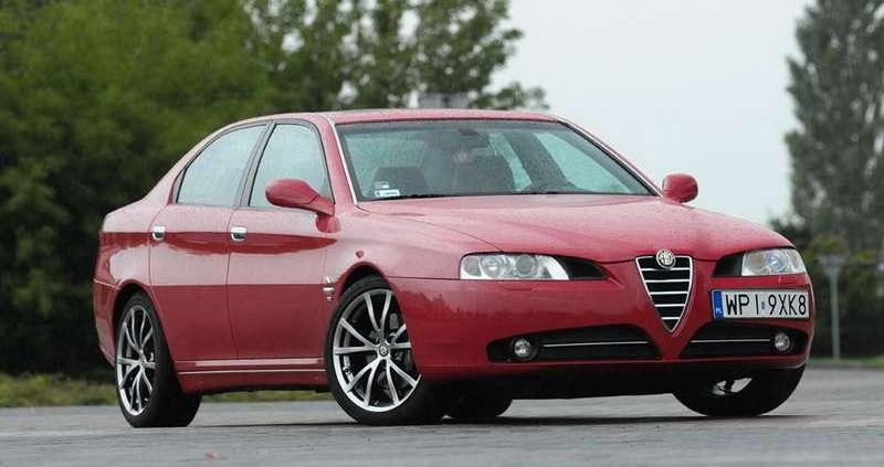 Alfa Romeo 166 restyling (2003-2007) – caja de fusibles