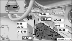 Esquema de la caja de fusibles trasera para BMW E60/E61 hasta 09.2005.