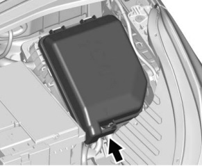 Ubicación de la caja de fusibles del vano motor del Spark (2016-2020).