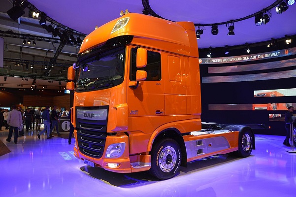 DAF XF 510 FT – Caja de fusibles