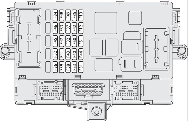 Panel de fusibles F44 del salpicadero de un Fiat Bravo (2008-2014).