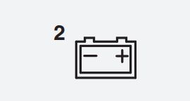 Fusibles F1, F2, F4, F5, F7 en el compartimento del motor.