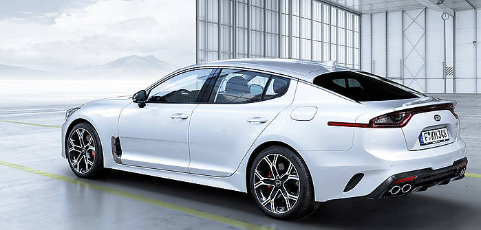 KIA Stinger (2017-2022) – caja de fusibles