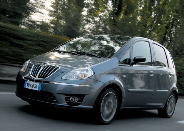 Lancia Musa (2007-2012) – caja de fusibles