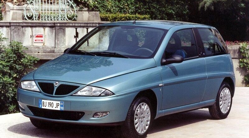 Lancia Y (1996-2003) – caja de fusibles