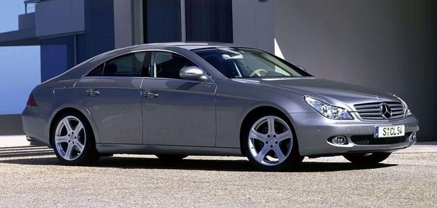 Mercedes-Benz CLS W219 (2004-2010) – caja de fusibles