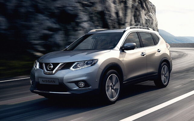 Nissan X-Trail (2014-2018) – caja de fusibles