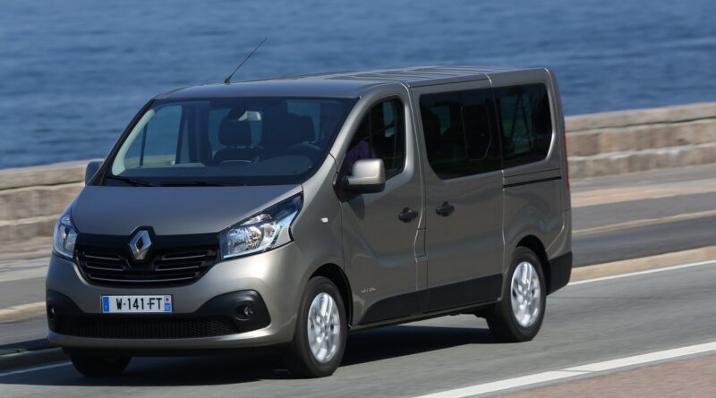 Renault Trafic (2015-2017) – caja de fusibles