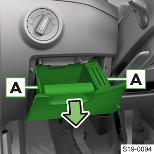 Ubicación del fusible 40 del encendedor de cigarrillos en el Skoda Superb.