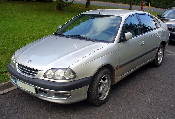 Toyota Avensis I (T22) (1997-2003) – batería