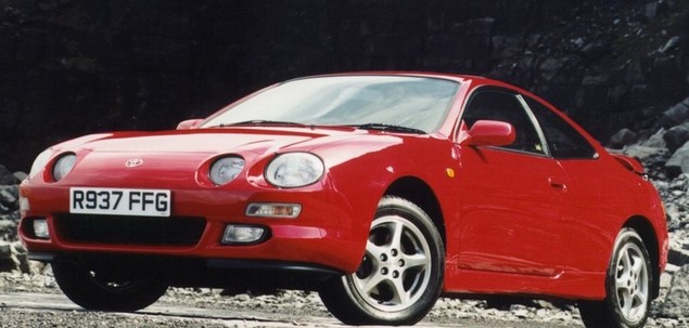 Toyota Celica (1993-2005) – caja de fusibles