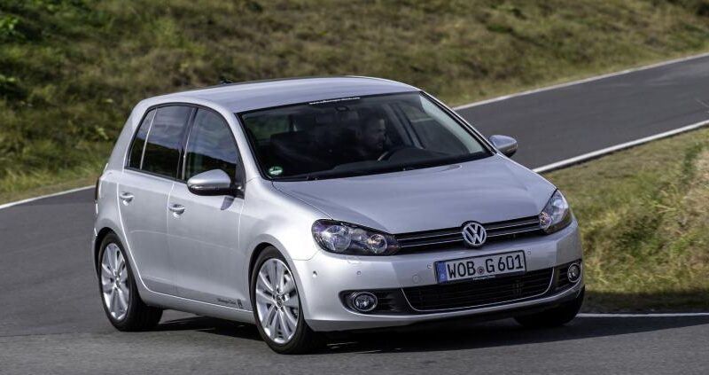 Volkswagen Golf VI (2008-2013) – caja de fusibles