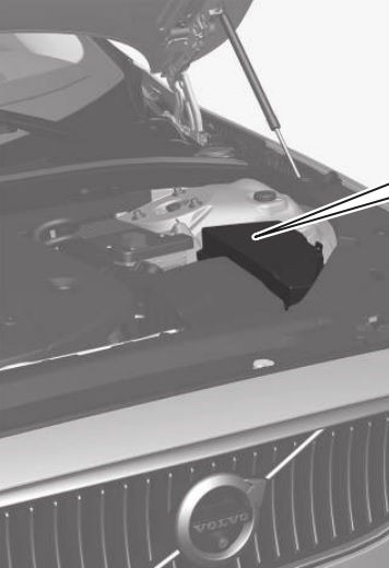 Ubicación de los fusibles del encendedor en el motor del Volvo S60.